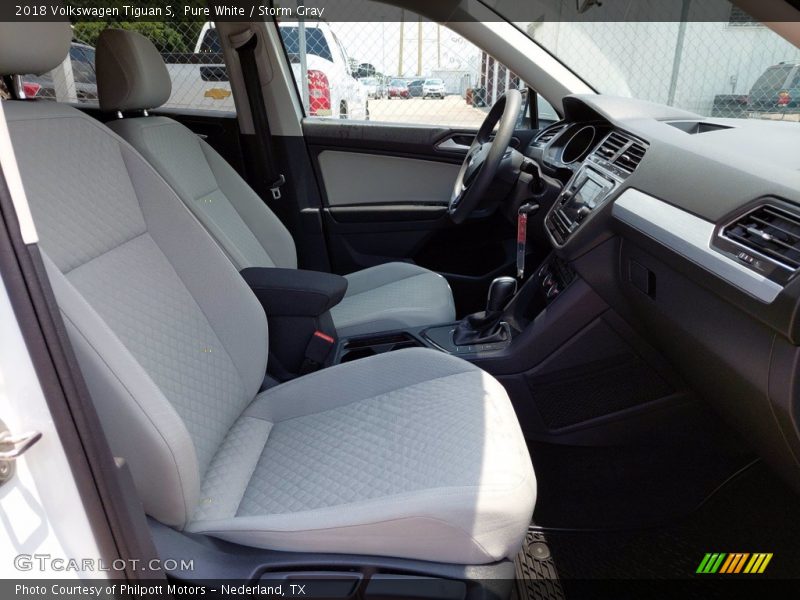 Pure White / Storm Gray 2018 Volkswagen Tiguan S