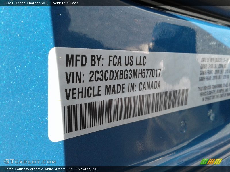 Frostbite / Black 2021 Dodge Charger SXT