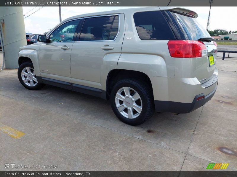 Champagne Silver Metallic / Light Titanium 2013 GMC Terrain SLE