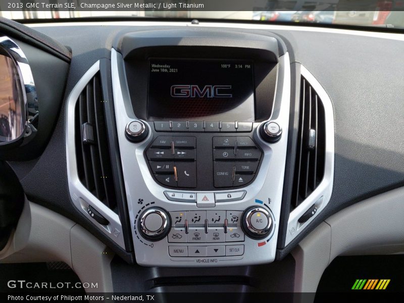 Champagne Silver Metallic / Light Titanium 2013 GMC Terrain SLE