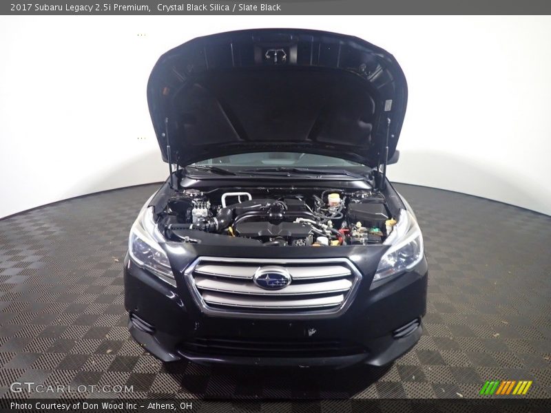 Crystal Black Silica / Slate Black 2017 Subaru Legacy 2.5i Premium