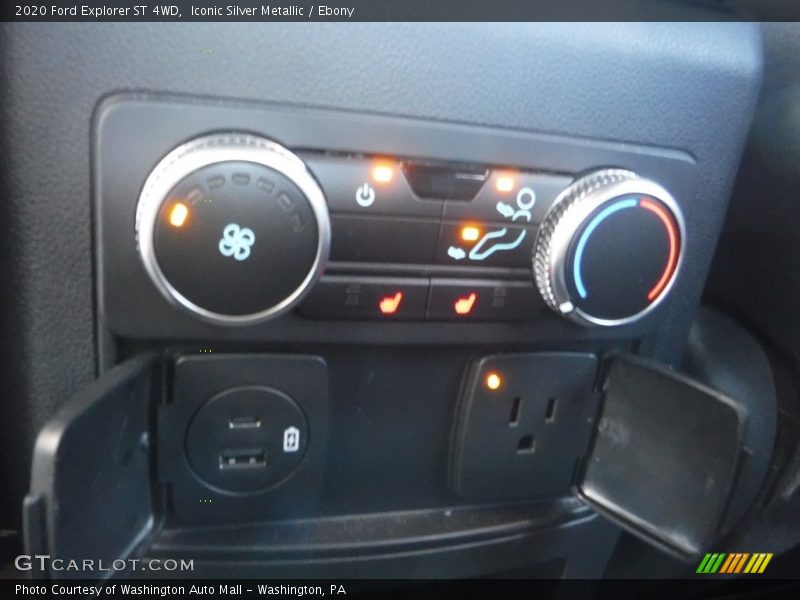 Iconic Silver Metallic / Ebony 2020 Ford Explorer ST 4WD