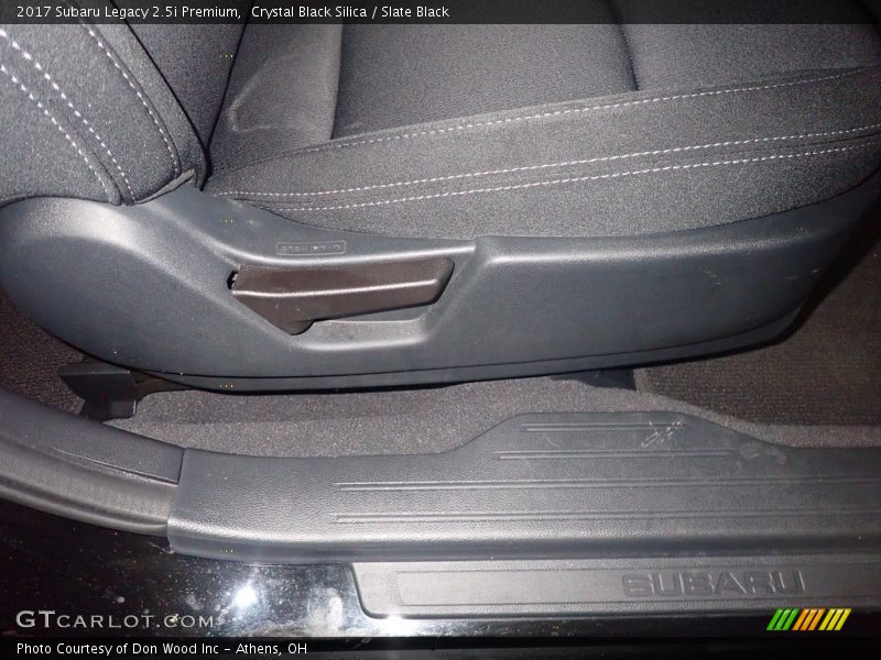 Crystal Black Silica / Slate Black 2017 Subaru Legacy 2.5i Premium