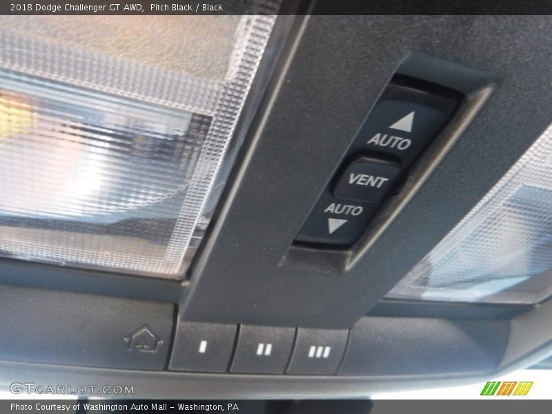 Pitch Black / Black 2018 Dodge Challenger GT AWD
