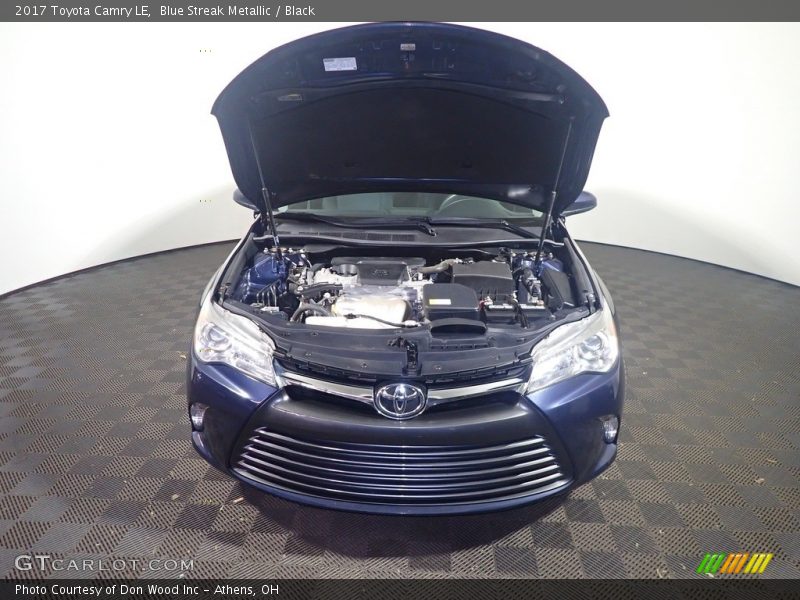 Blue Streak Metallic / Black 2017 Toyota Camry LE