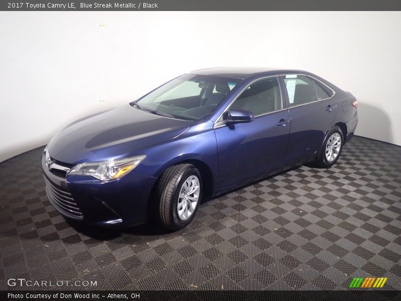 Blue Streak Metallic / Black 2017 Toyota Camry LE