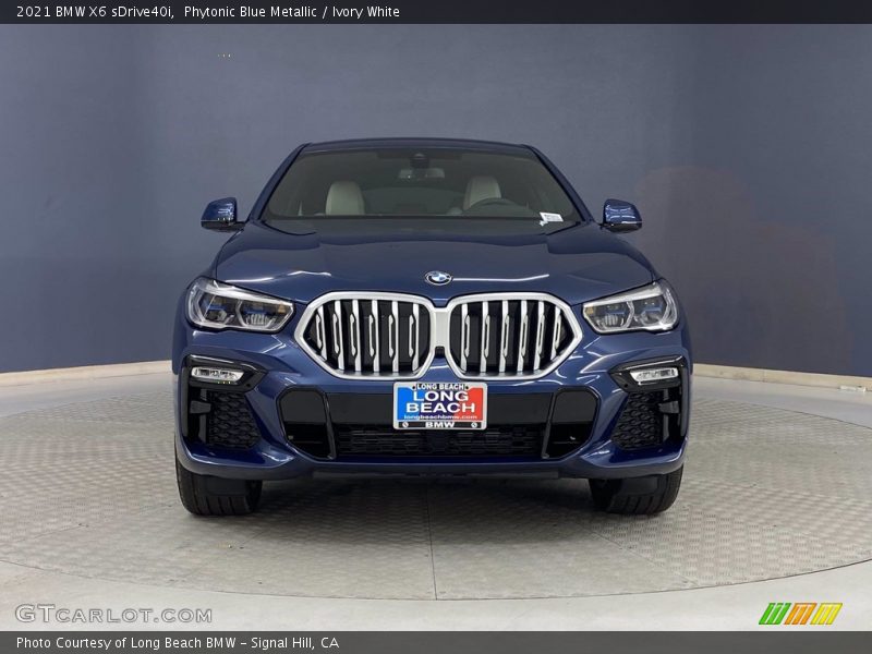 Phytonic Blue Metallic / Ivory White 2021 BMW X6 sDrive40i