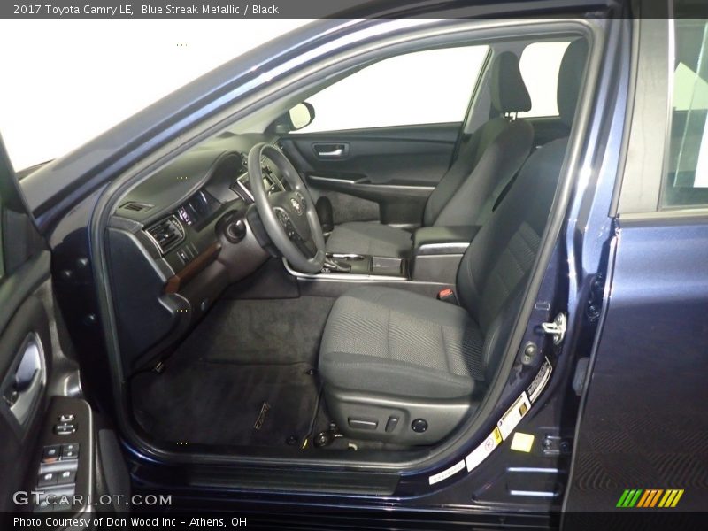 Blue Streak Metallic / Black 2017 Toyota Camry LE