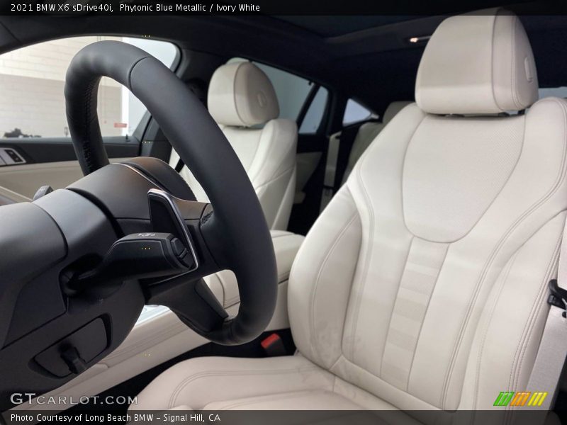Phytonic Blue Metallic / Ivory White 2021 BMW X6 sDrive40i