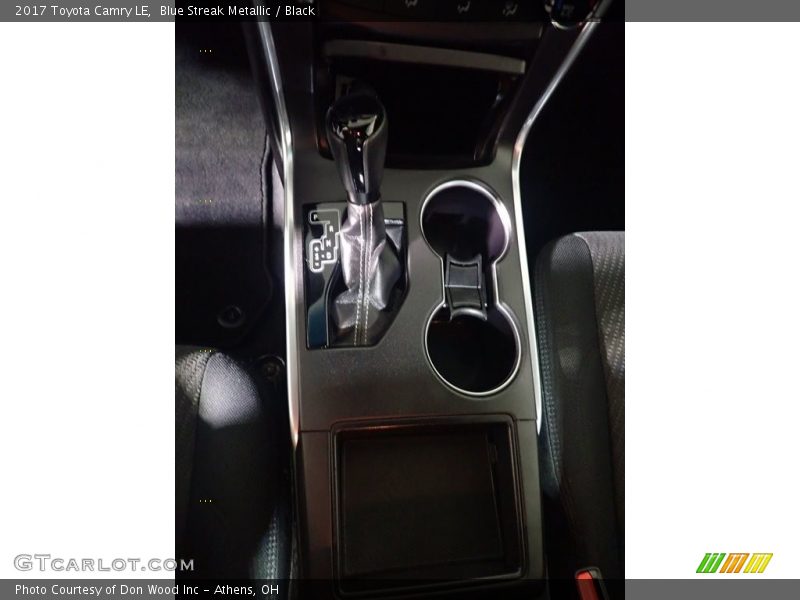 Blue Streak Metallic / Black 2017 Toyota Camry LE