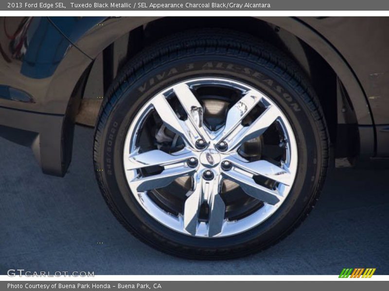 Tuxedo Black Metallic / SEL Appearance Charcoal Black/Gray Alcantara 2013 Ford Edge SEL