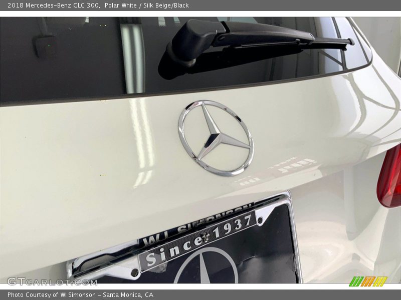 Polar White / Silk Beige/Black 2018 Mercedes-Benz GLC 300