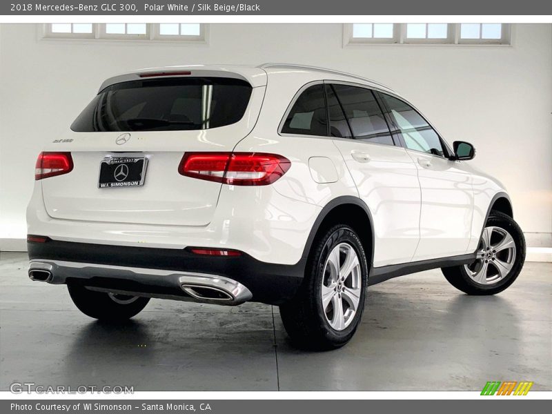 Polar White / Silk Beige/Black 2018 Mercedes-Benz GLC 300