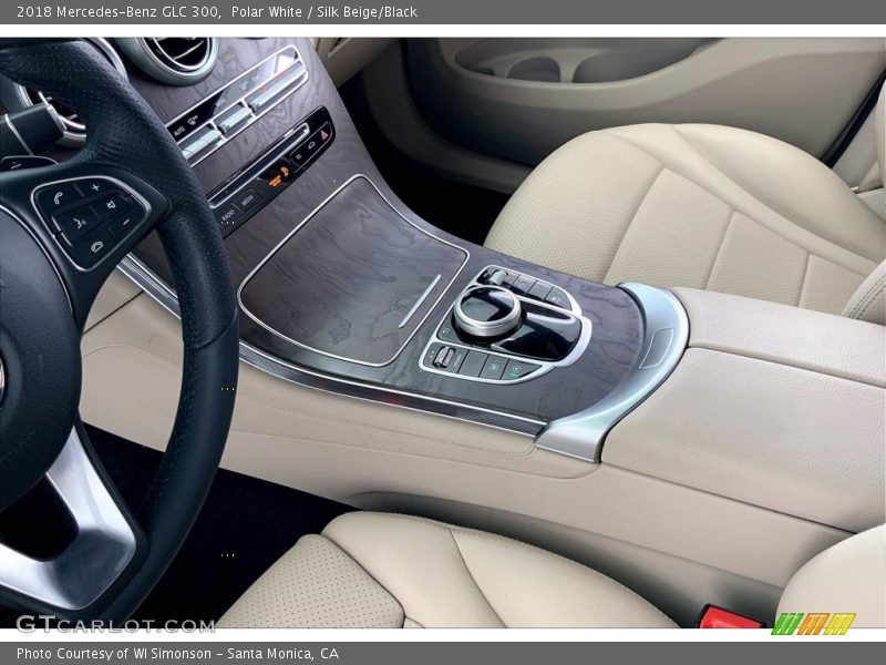 Polar White / Silk Beige/Black 2018 Mercedes-Benz GLC 300