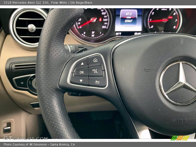 Polar White / Silk Beige/Black 2018 Mercedes-Benz GLC 300