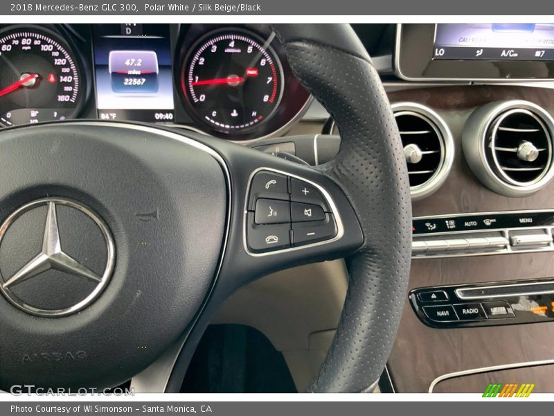 Polar White / Silk Beige/Black 2018 Mercedes-Benz GLC 300
