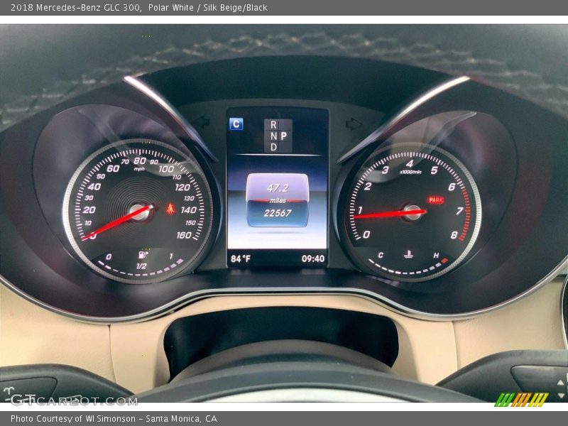 Polar White / Silk Beige/Black 2018 Mercedes-Benz GLC 300