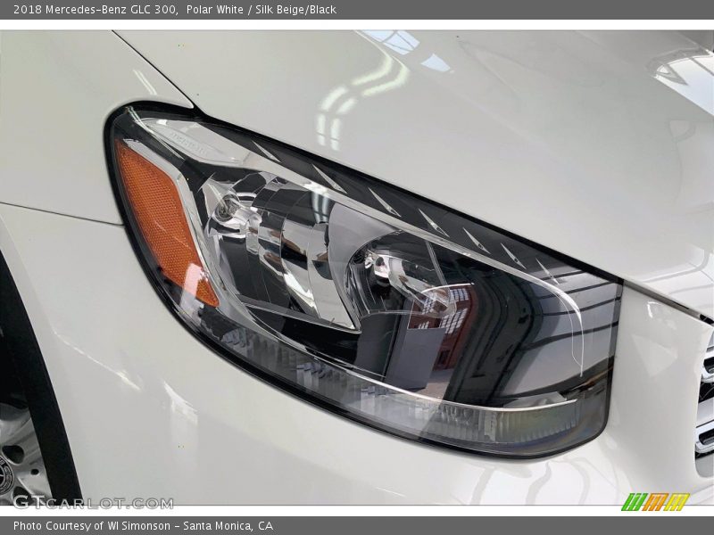 Polar White / Silk Beige/Black 2018 Mercedes-Benz GLC 300