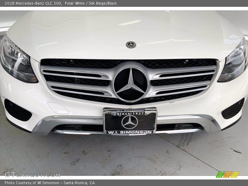 Polar White / Silk Beige/Black 2018 Mercedes-Benz GLC 300
