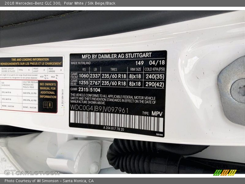 Polar White / Silk Beige/Black 2018 Mercedes-Benz GLC 300