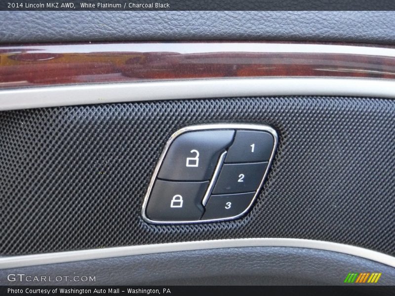 White Platinum / Charcoal Black 2014 Lincoln MKZ AWD