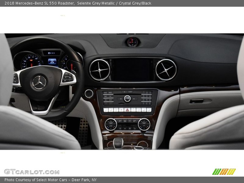 Selenite Grey Metallic / Crystal Grey/Black 2018 Mercedes-Benz SL 550 Roadster