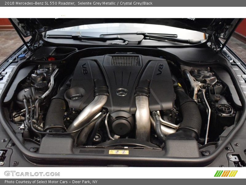  2018 SL 550 Roadster Engine - 4.7 Liter DI biturbo DOHC 32-Valve VVT V8
