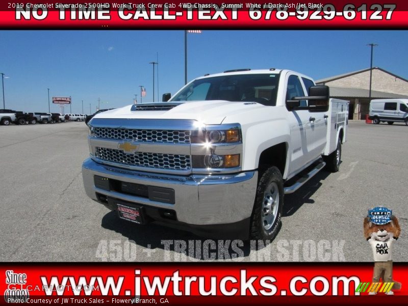 Summit White / Dark Ash/Jet Black 2019 Chevrolet Silverado 2500HD Work Truck Crew Cab 4WD Chassis