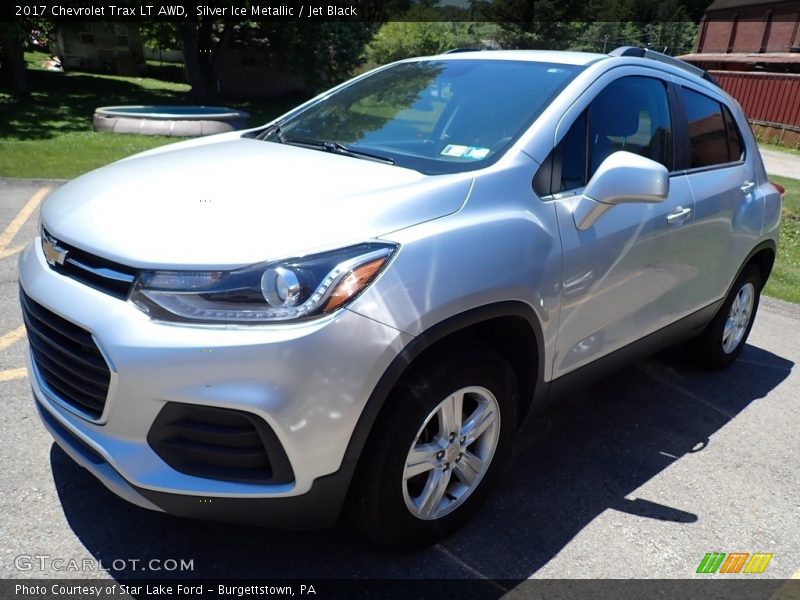 Silver Ice Metallic / Jet Black 2017 Chevrolet Trax LT AWD