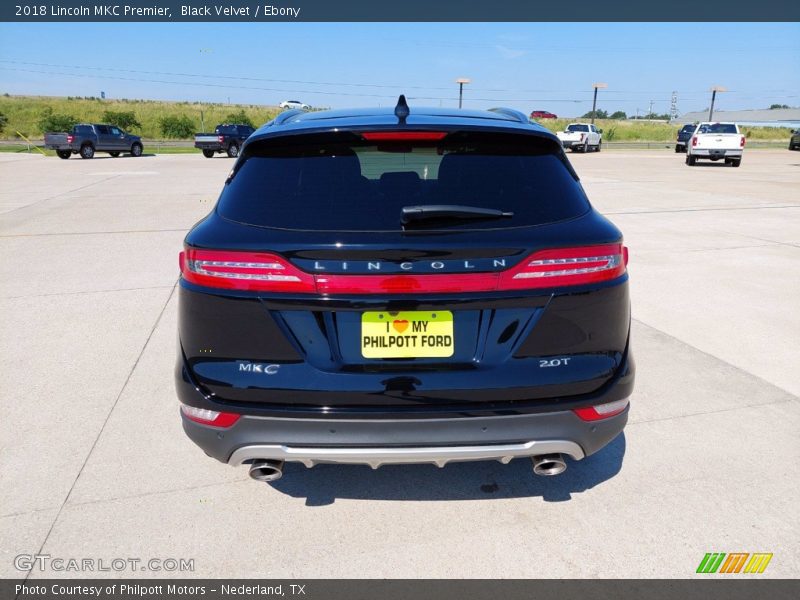 Black Velvet / Ebony 2018 Lincoln MKC Premier