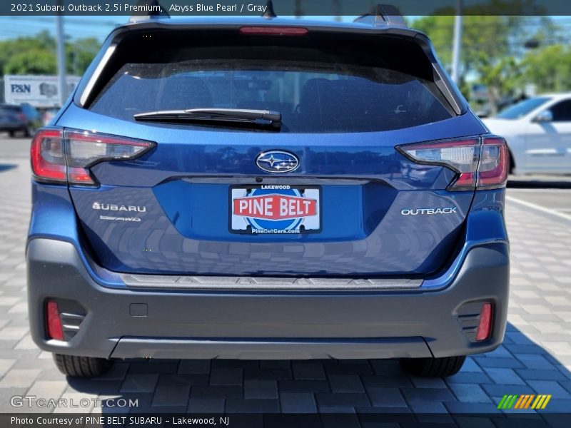 Abyss Blue Pearl / Gray 2021 Subaru Outback 2.5i Premium