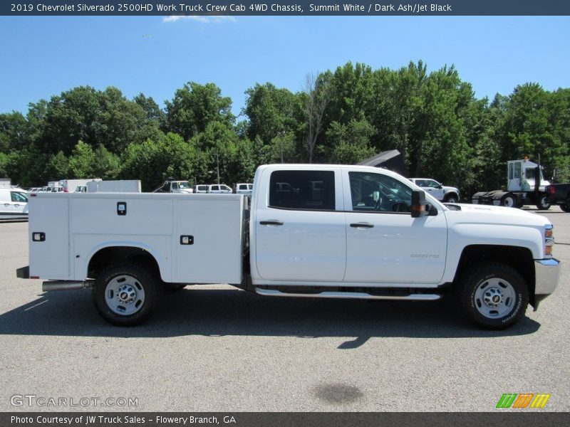 Summit White / Dark Ash/Jet Black 2019 Chevrolet Silverado 2500HD Work Truck Crew Cab 4WD Chassis