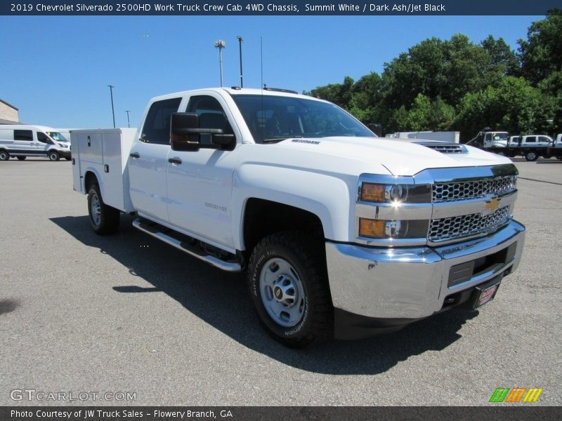 Summit White / Dark Ash/Jet Black 2019 Chevrolet Silverado 2500HD Work Truck Crew Cab 4WD Chassis
