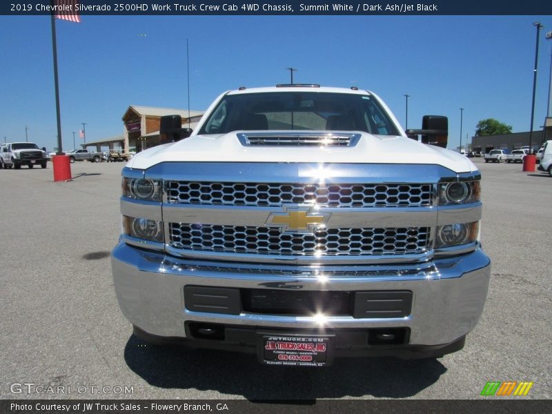 Summit White / Dark Ash/Jet Black 2019 Chevrolet Silverado 2500HD Work Truck Crew Cab 4WD Chassis
