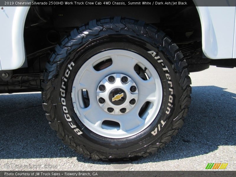 Summit White / Dark Ash/Jet Black 2019 Chevrolet Silverado 2500HD Work Truck Crew Cab 4WD Chassis