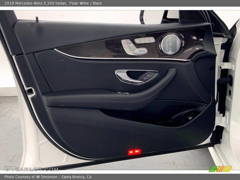 Polar White / Black 2018 Mercedes-Benz E 300 Sedan