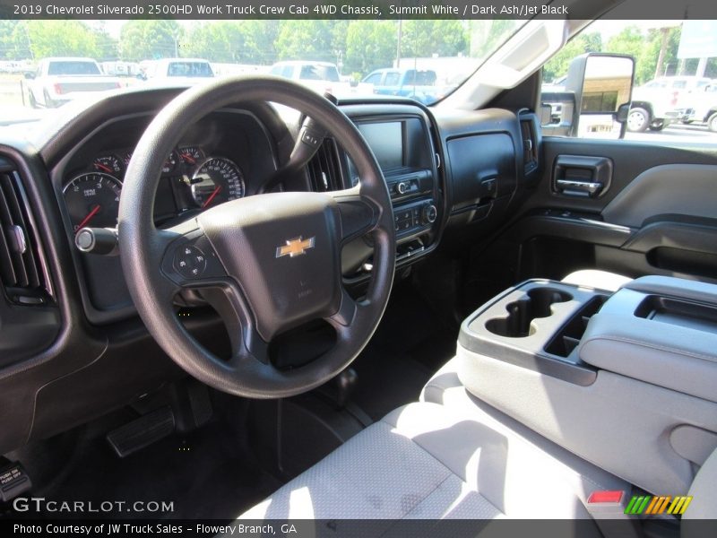 Summit White / Dark Ash/Jet Black 2019 Chevrolet Silverado 2500HD Work Truck Crew Cab 4WD Chassis