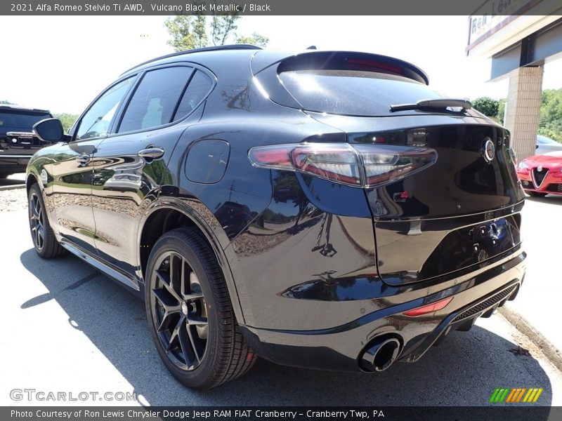 Vulcano Black Metallic / Black 2021 Alfa Romeo Stelvio Ti AWD