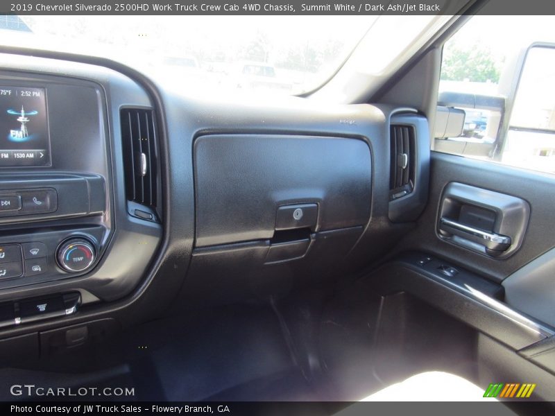 Summit White / Dark Ash/Jet Black 2019 Chevrolet Silverado 2500HD Work Truck Crew Cab 4WD Chassis