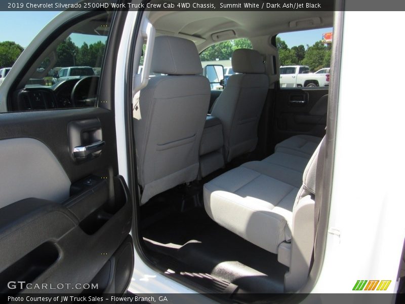 Summit White / Dark Ash/Jet Black 2019 Chevrolet Silverado 2500HD Work Truck Crew Cab 4WD Chassis