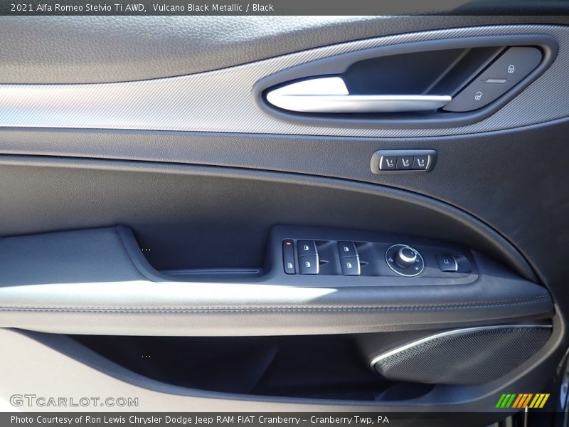 Vulcano Black Metallic / Black 2021 Alfa Romeo Stelvio Ti AWD