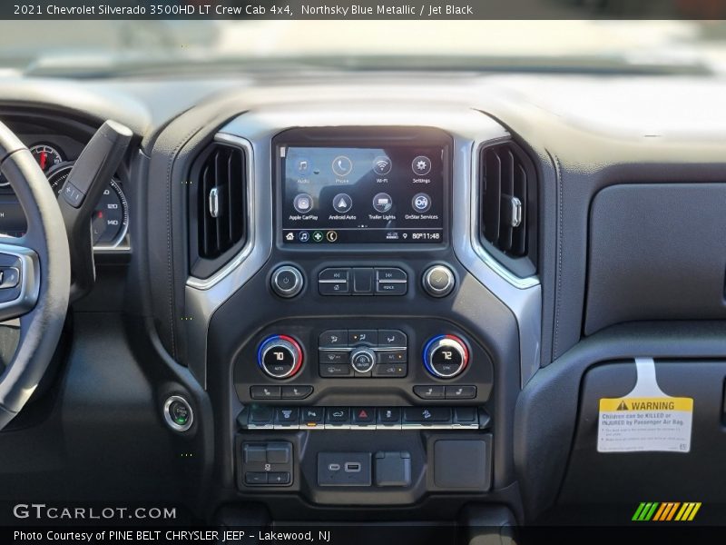 Controls of 2021 Silverado 3500HD LT Crew Cab 4x4
