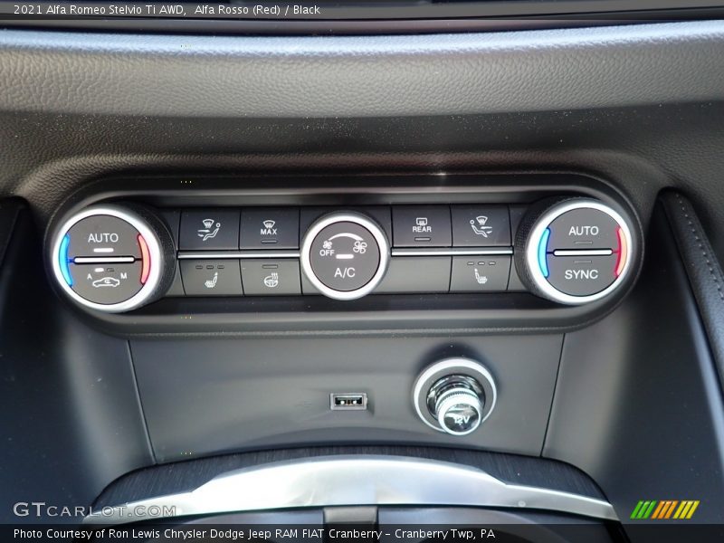 Alfa Rosso (Red) / Black 2021 Alfa Romeo Stelvio Ti AWD