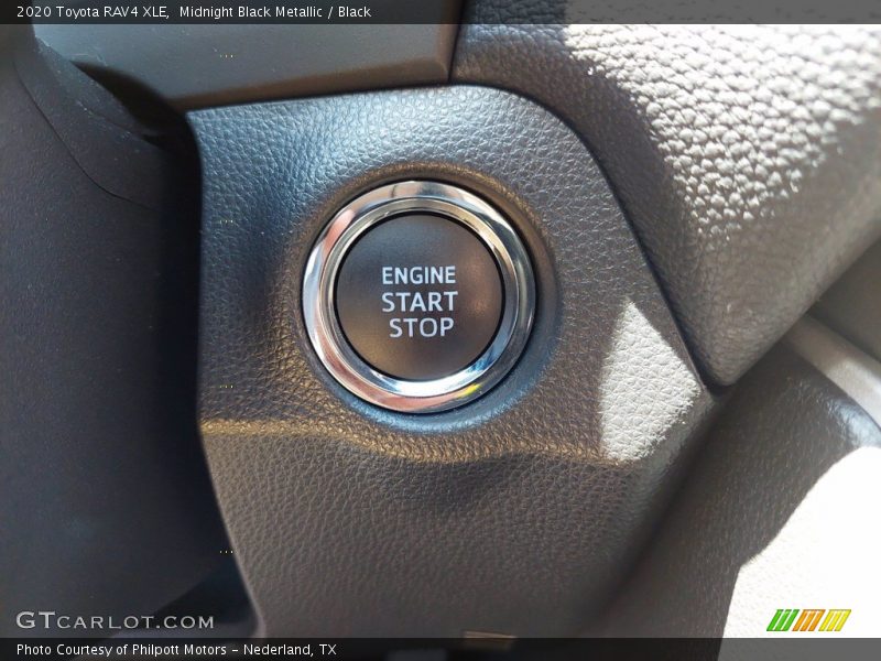 Midnight Black Metallic / Black 2020 Toyota RAV4 XLE