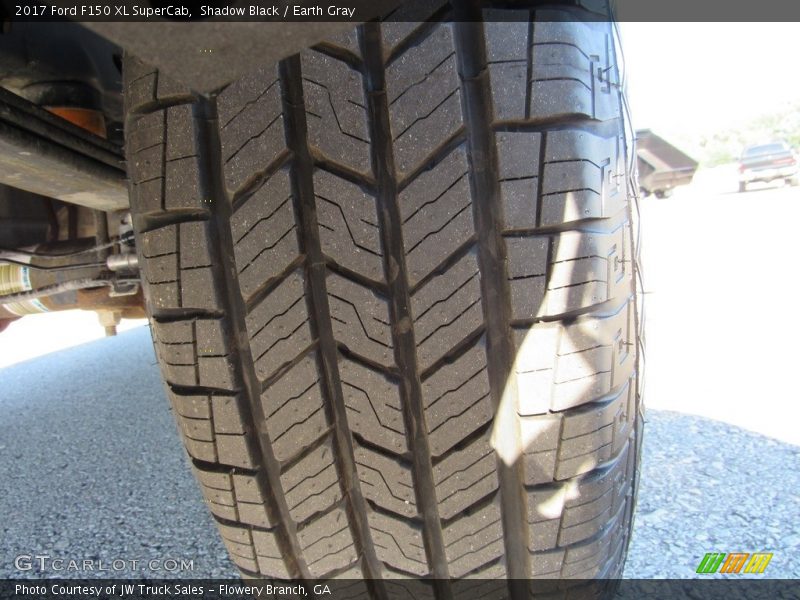 Shadow Black / Earth Gray 2017 Ford F150 XL SuperCab