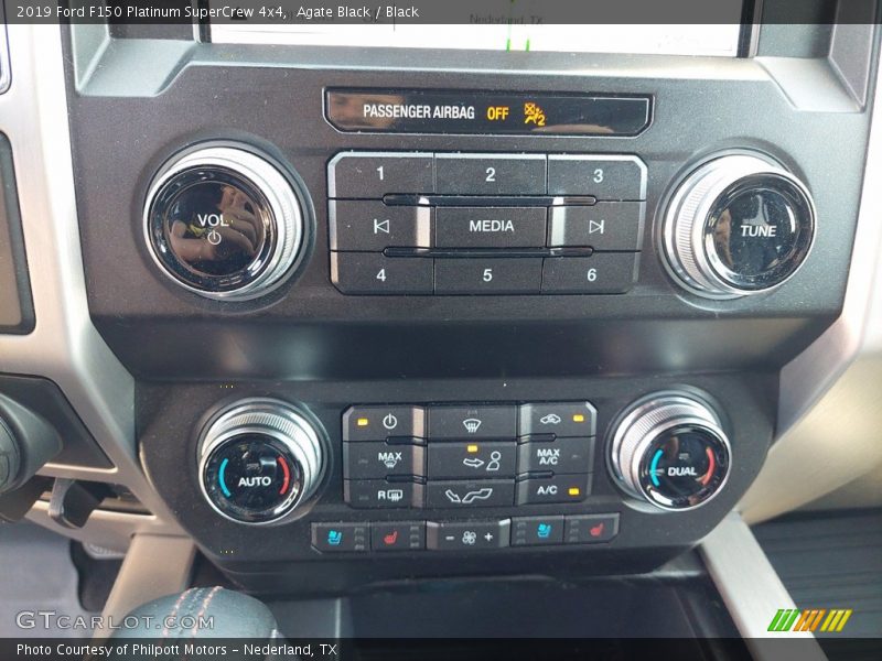 Agate Black / Black 2019 Ford F150 Platinum SuperCrew 4x4