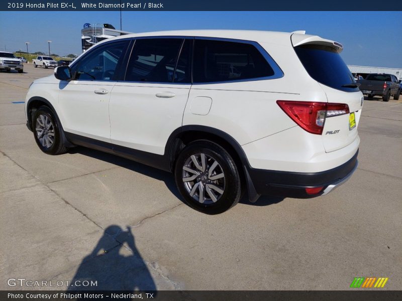 White Diamond Pearl / Black 2019 Honda Pilot EX-L