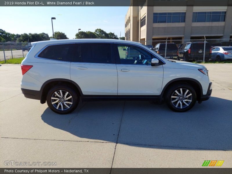 White Diamond Pearl / Black 2019 Honda Pilot EX-L