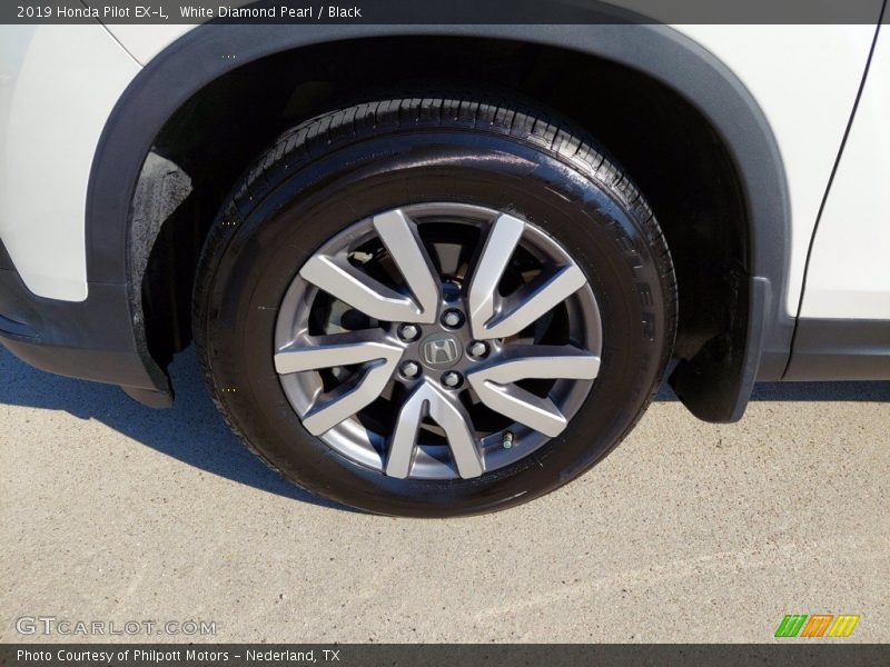 White Diamond Pearl / Black 2019 Honda Pilot EX-L