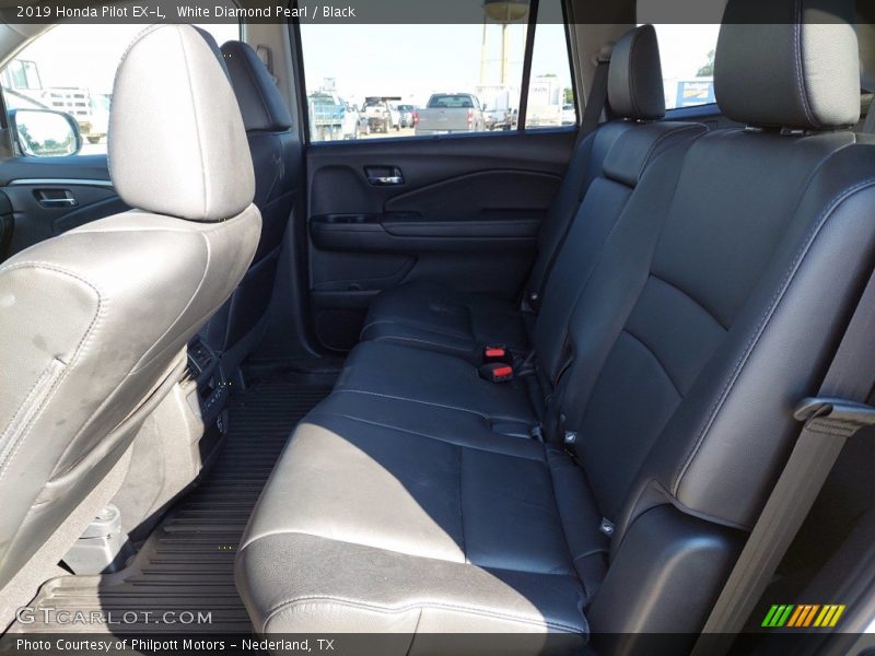 White Diamond Pearl / Black 2019 Honda Pilot EX-L